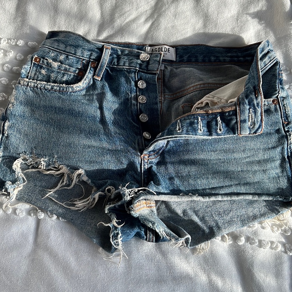 Agolde Parker loose fit cutoff shorts. Color: Rock Steady. Sz 27